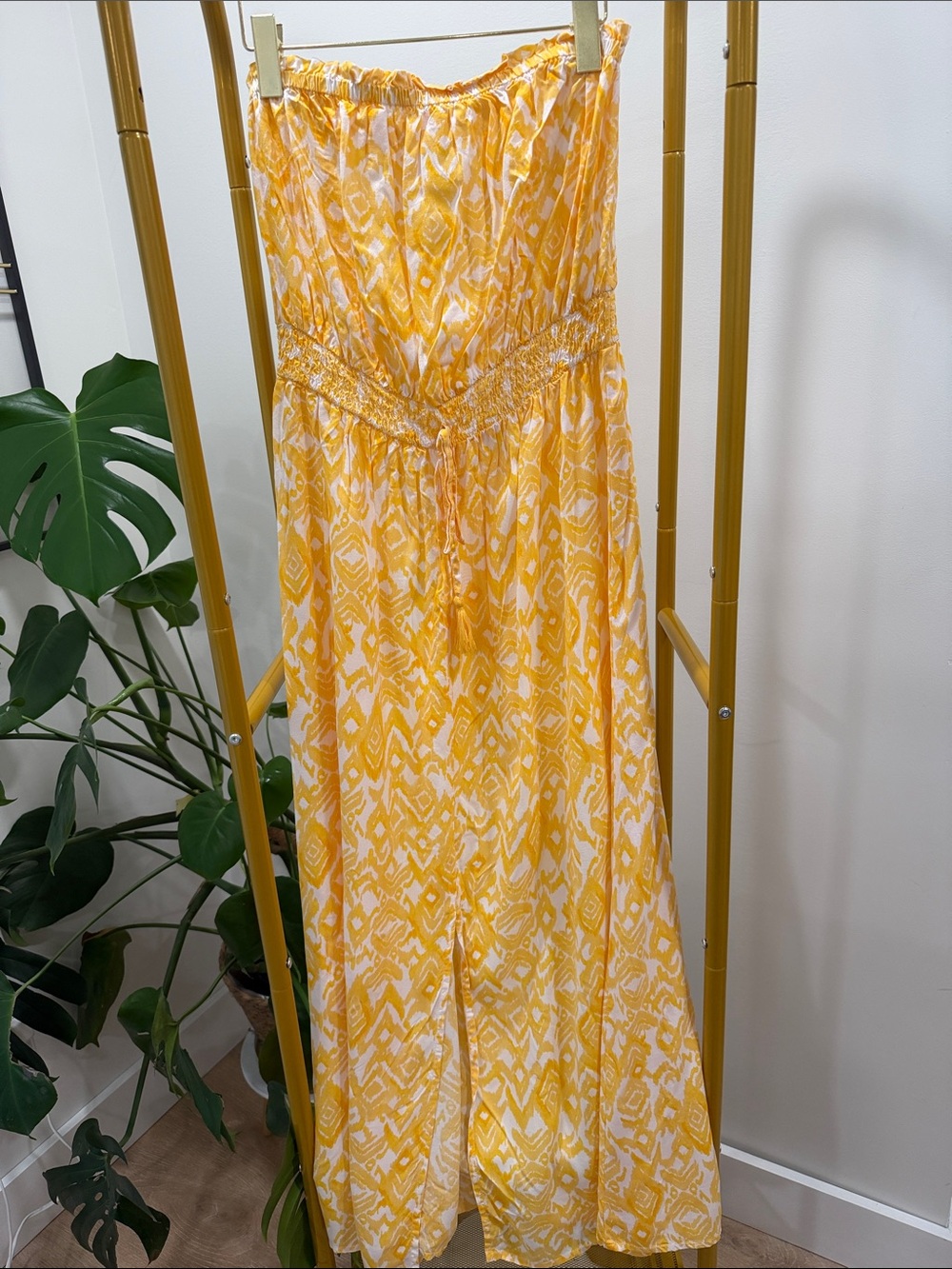Jessica Simpson Yellow and White Strapless Maxi Dress - Picture 2 of 4